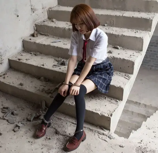 可能关联恋足、臣服感、羞辱play或纯粹感官刺激 - 9946